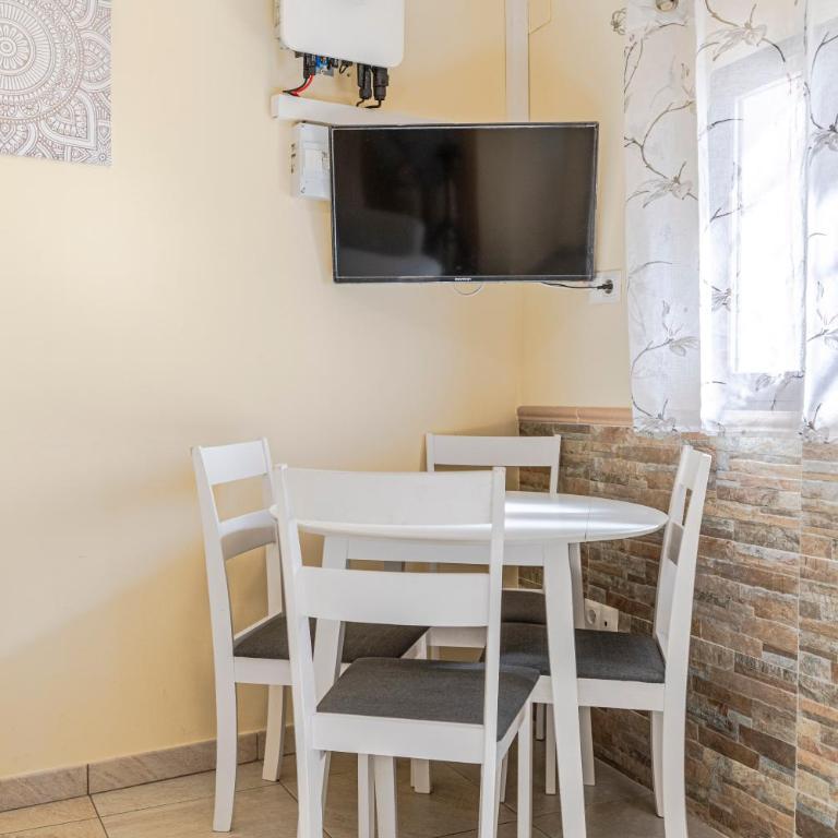 Albalh Apartamentos - La Casita de la Plaza en Albaicín Granada con Terraza Privada y Vistas Espectaculares - Two-Bedroom House - 7