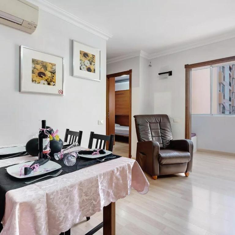 Estancia Frente al Estadio y Ramblas - Apartamento de 2 dormitorios - 10
