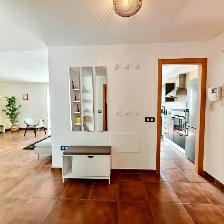 Casa Kusama - Three-Bedroom Apartment - 18