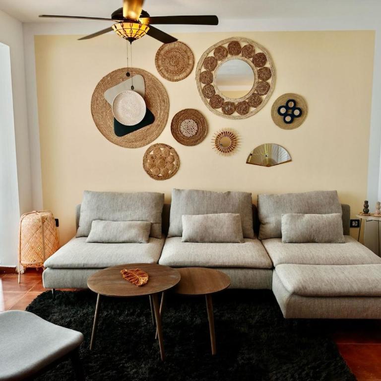 Casa Kusama - Three-Bedroom Apartment - 22