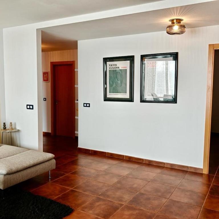 Casa Kusama - Three-Bedroom Apartment - 46