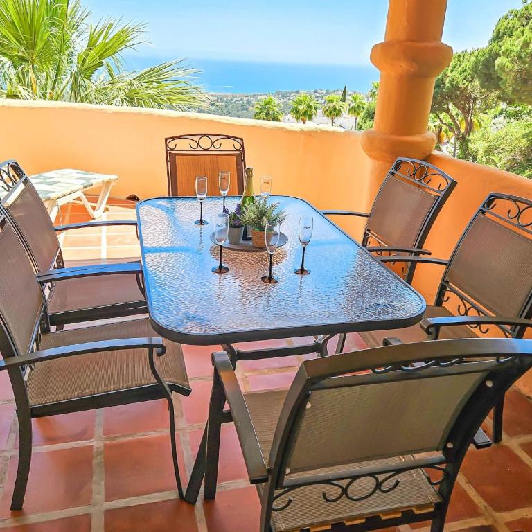 3 bedroom penthouse apartment in Calahonda - Apartamento Ático - 36