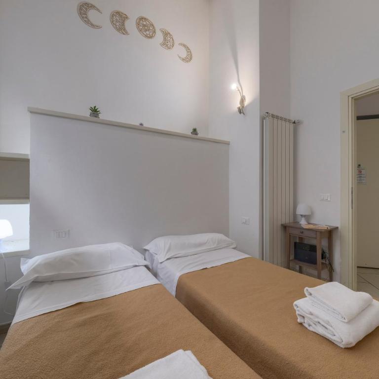 Signoria Square Apartment - Two-Bedroom Apartment - 26