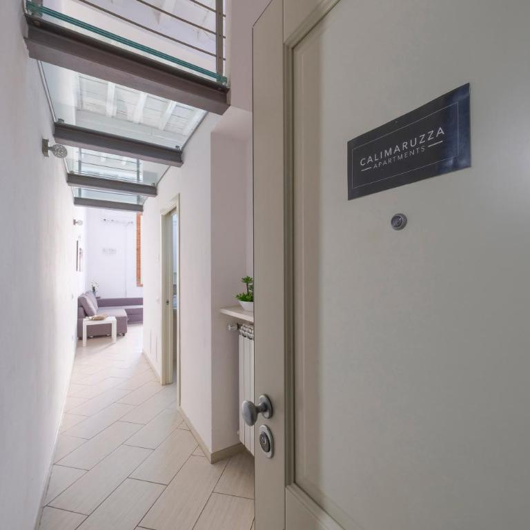 Signoria Square Apartment - Two-Bedroom Apartment - 34