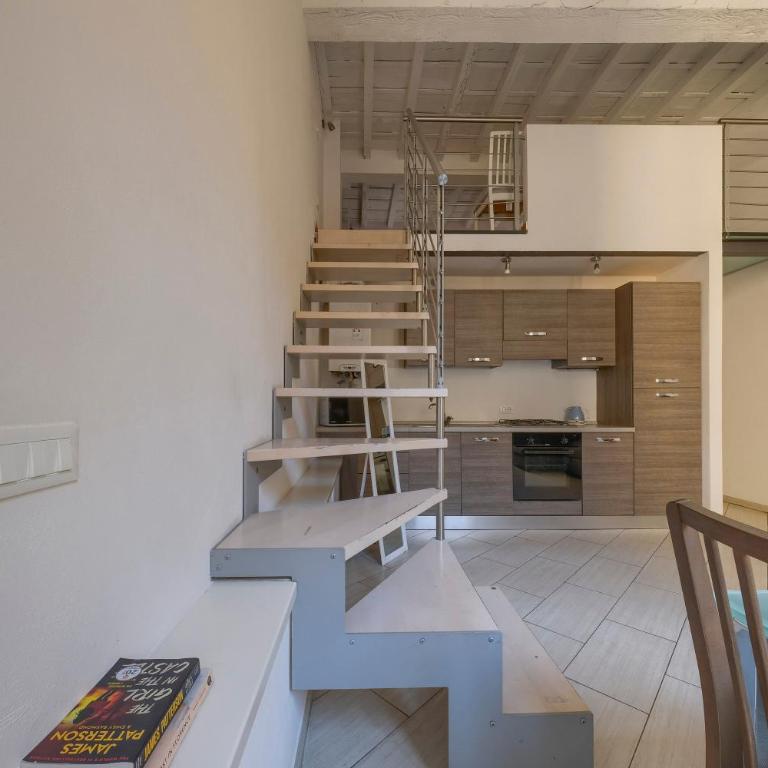 Signoria Square Apartment - Two-Bedroom Apartment - 25