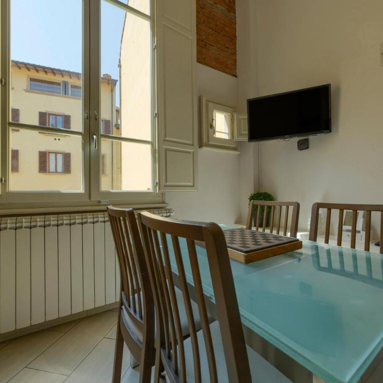 Signoria Square Apartment - Two-Bedroom Apartment - 21