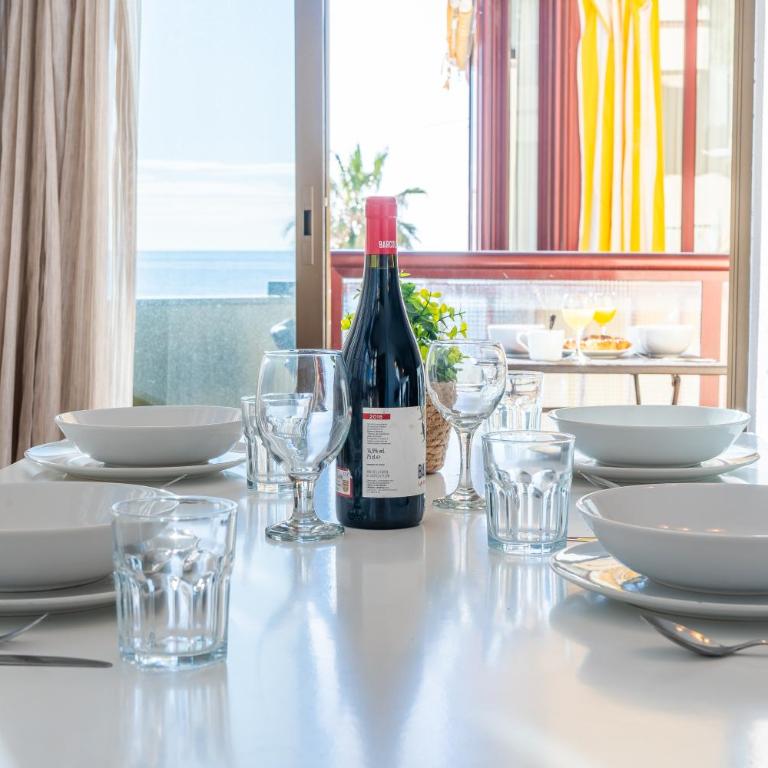 Beachfront Apartment with Pool, Padel & Private Parking - Apartamento de 2 dormitorios - 31