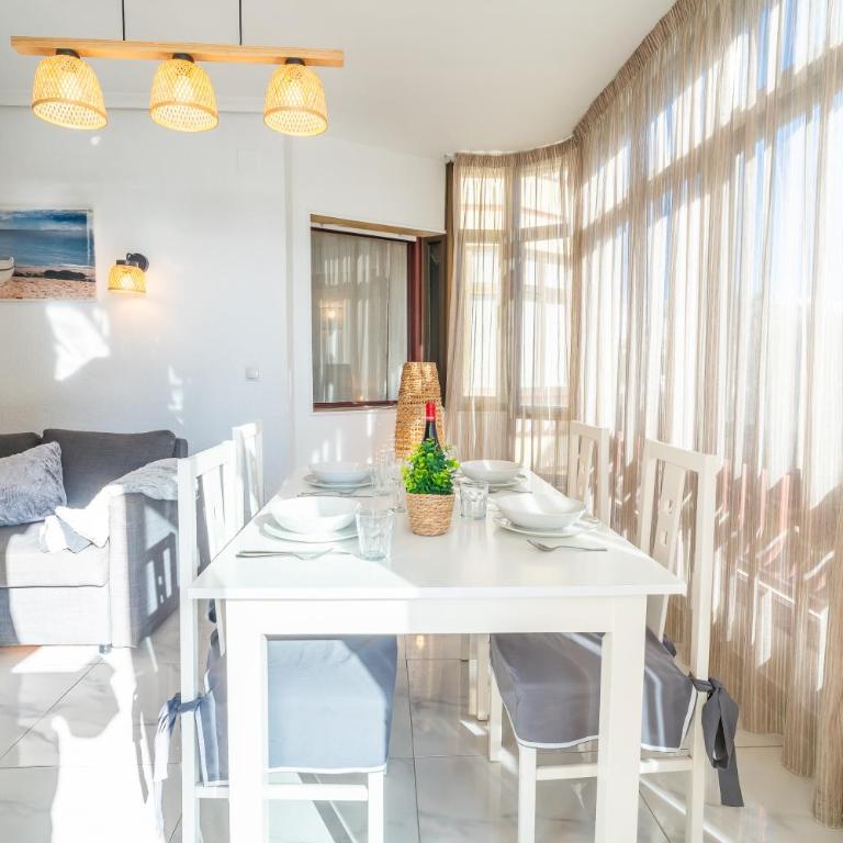 Beachfront Apartment with Pool, Padel & Private Parking - Apartamento de 2 dormitorios - 27