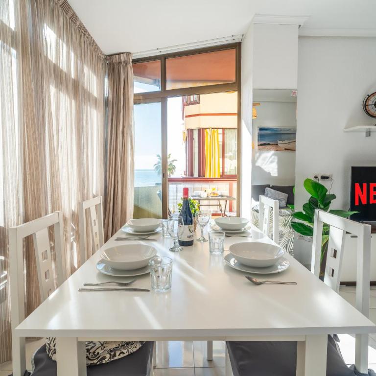 Beachfront Apartment with Pool, Padel & Private Parking - Apartamento de 2 dormitorios - 32