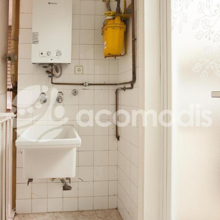 Ideal Location in L'Eixample! - Walk to Sagrada Familia and Barcelona Old Town! - Apartment - 23