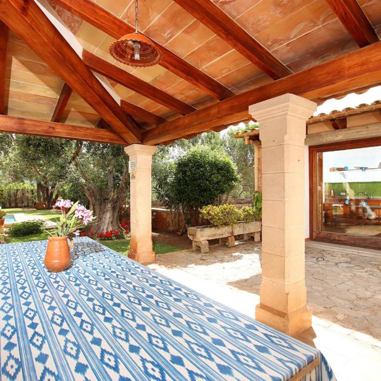 Charming villa with a fabulous garden in Pollensa by Renthousing - Casa de 4 dormitorios - 8
