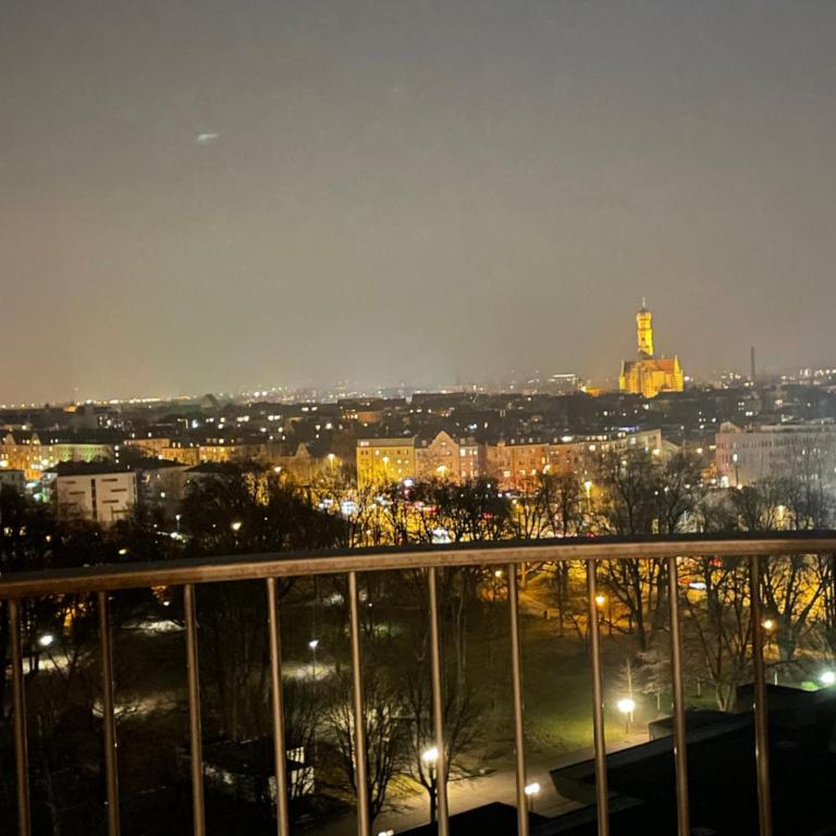 Business & Relax Skyline-View Wlan - One-Bedroom Apartment - 21