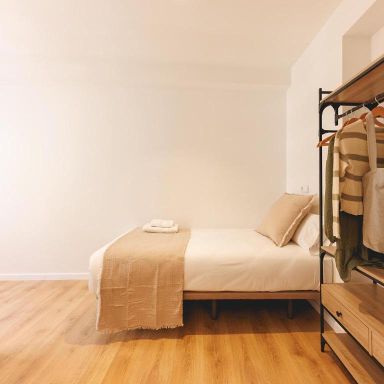 Bravissimo Palau Firal, near parc La Devesa - Apartamento de 3 dormitorios - 34