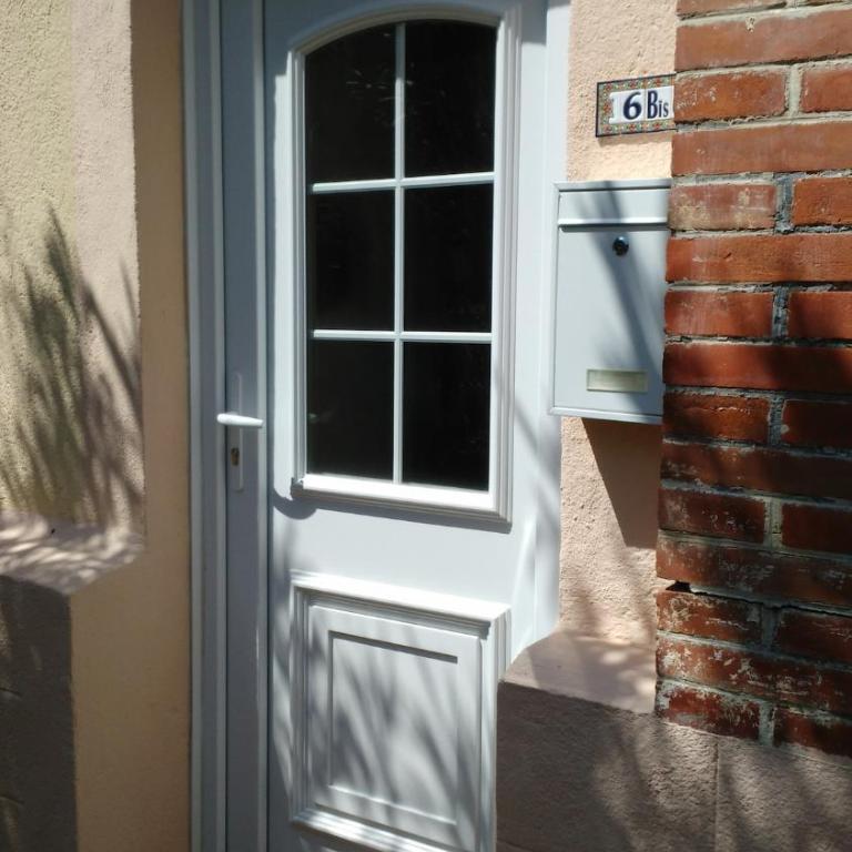 Pretty Studio, tv, wifi, portable aircon! - Apartment mit 1 Schlafzimmer - 4