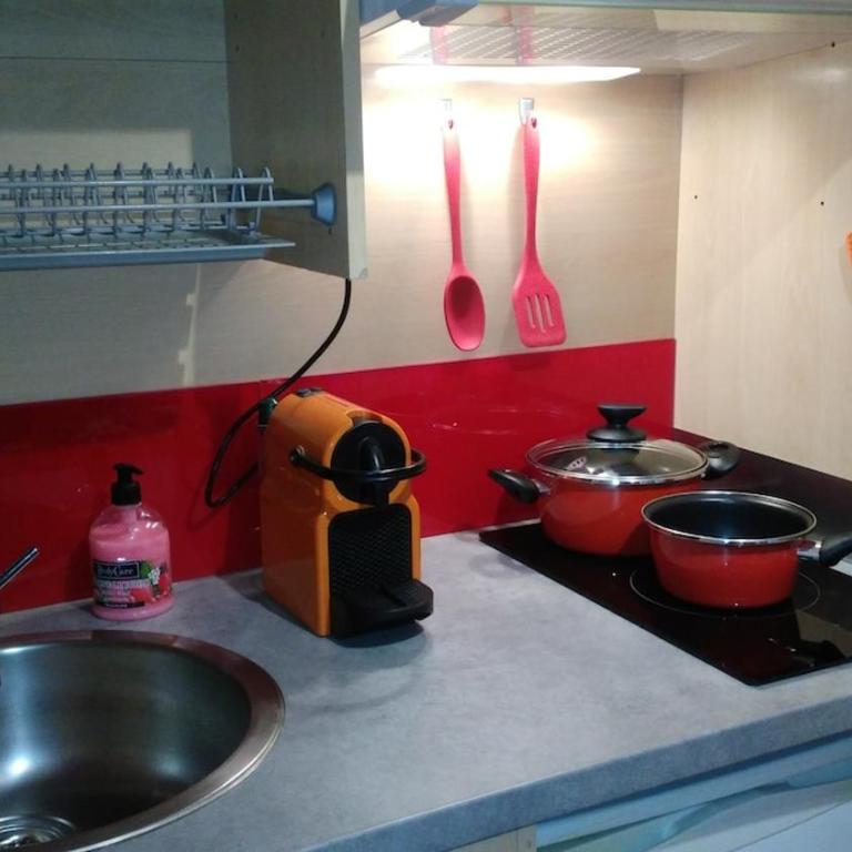 Pretty Studio, tv, wifi, portable aircon! - Apartment mit 1 Schlafzimmer - 8