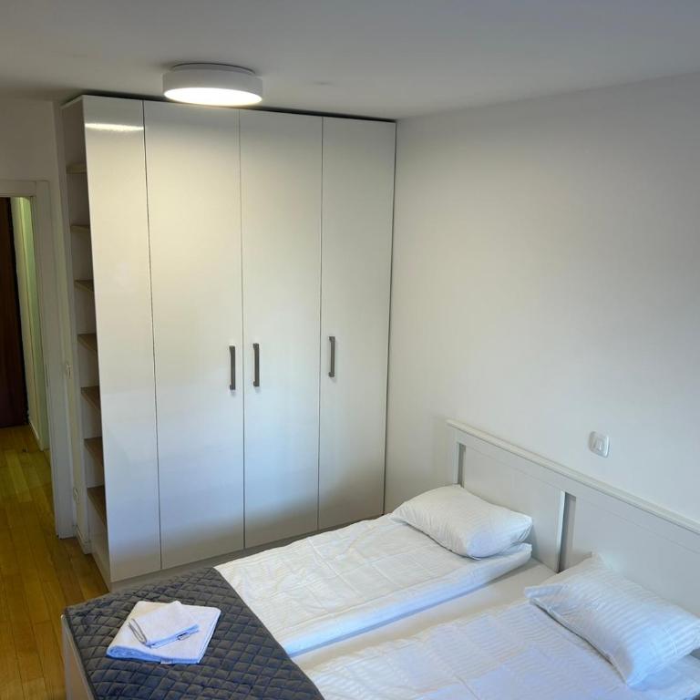 A Blok A12 - One-Bedroom Apartment - 2