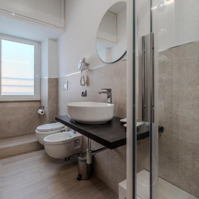 Domus Æterna - Re di Roma - Camera Matrimoniale con Bagno Privato - 34