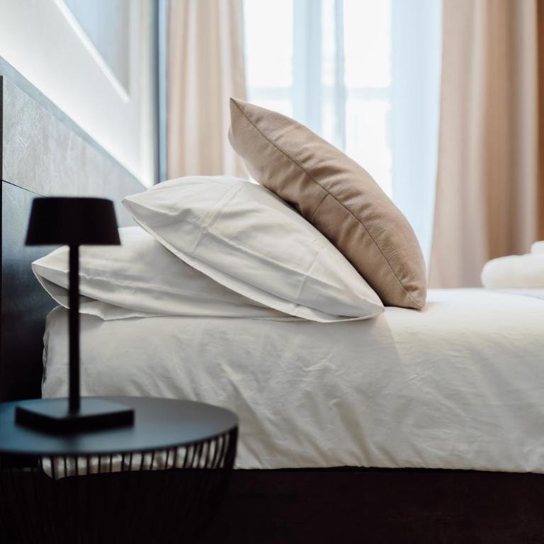 Domus Æterna - Re di Roma - Camera Matrimoniale con Bagno Privato - 28