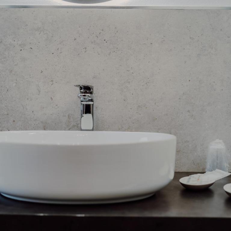 Domus Æterna - Re di Roma - Camera Matrimoniale con Bagno Privato - 17