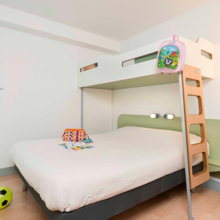 Ibis Budget Béziers Est La Giniesse - Chambre Triple - 2