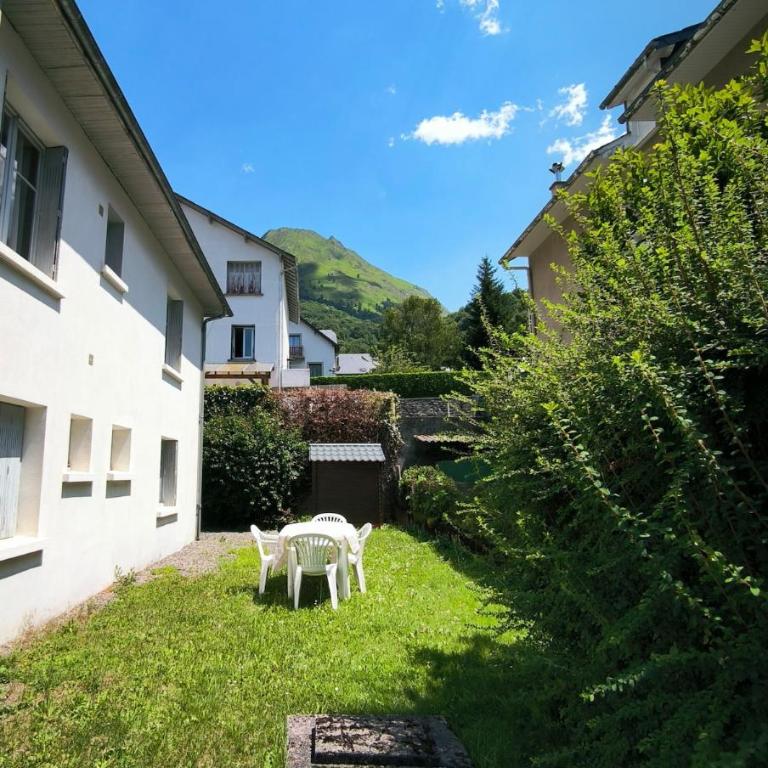 Appartement 4 pers, 3 pièces, en RDC d'une maison, à Luz Saint Sauveur, Hautes-Pyrénées - Maison 1 Chambre - 14