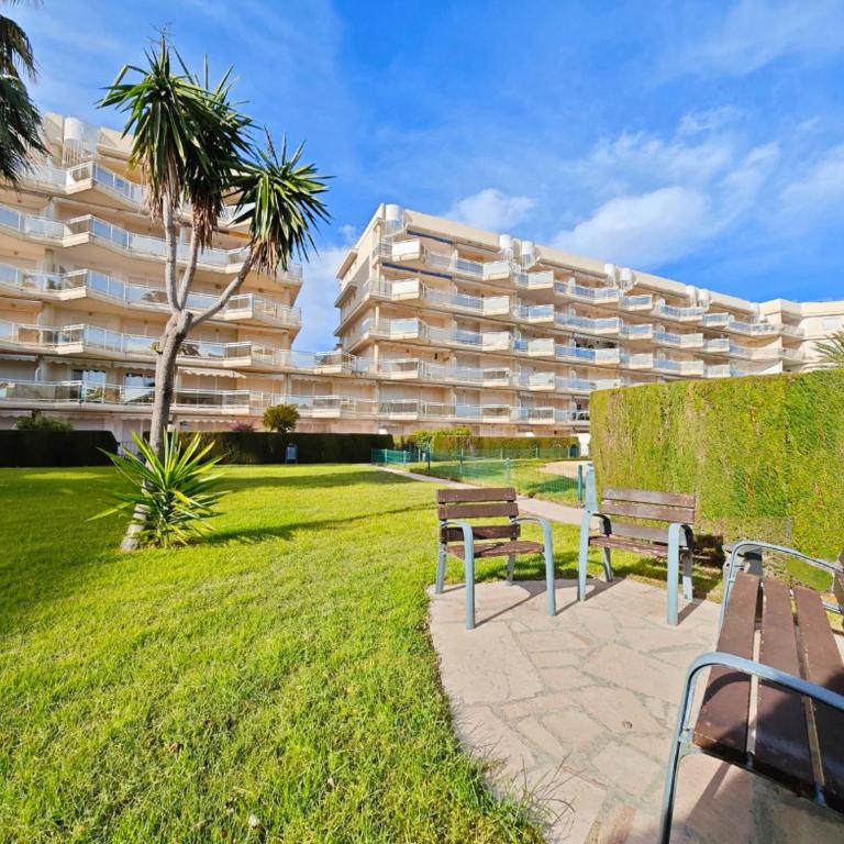Apartamento tranquilo con jardín - Apartamento de 2 dormitorios - 4