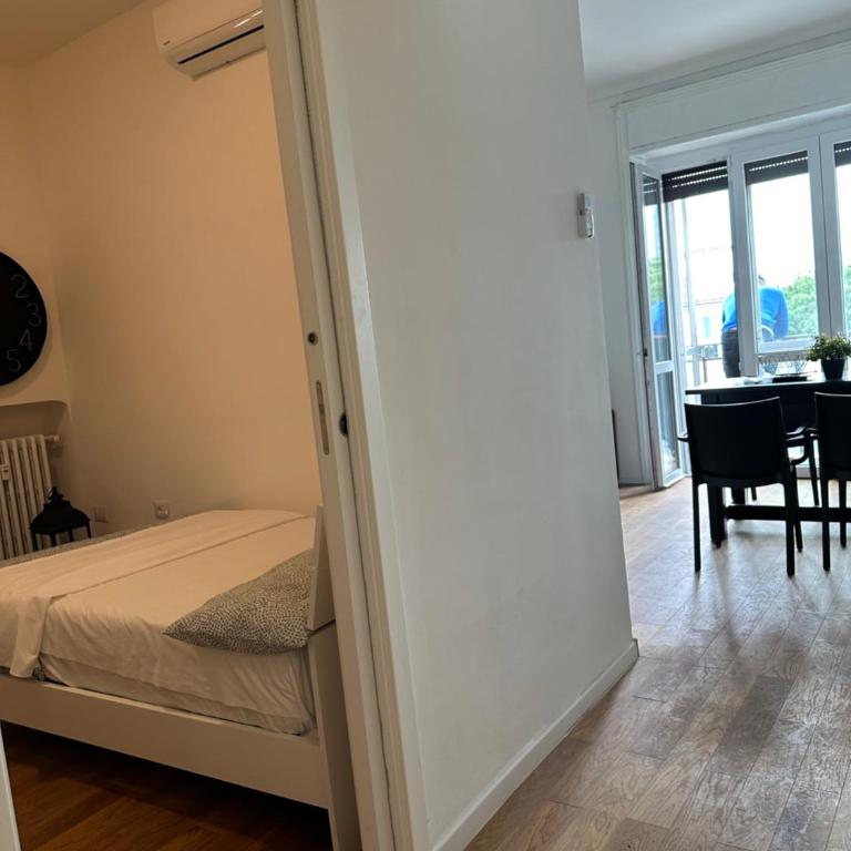 Centro Lecco Piazza Manzoni wi fi gratuito APPARTAMENTO MODERNO - Apartment - 19