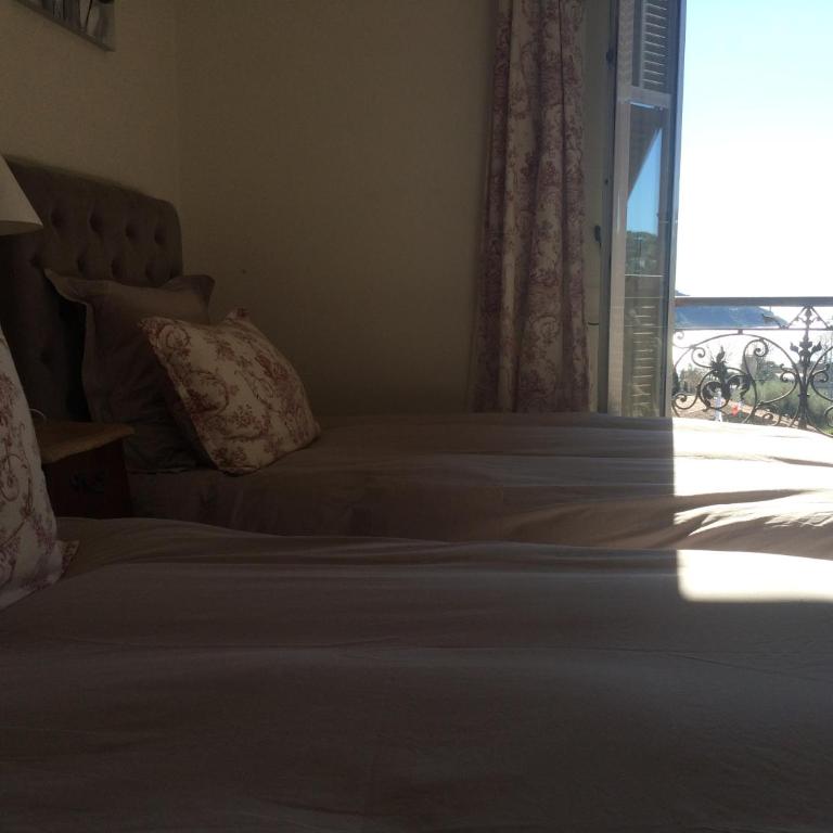 Hotel La Regence - Chambre Lits Jumeaux - 8