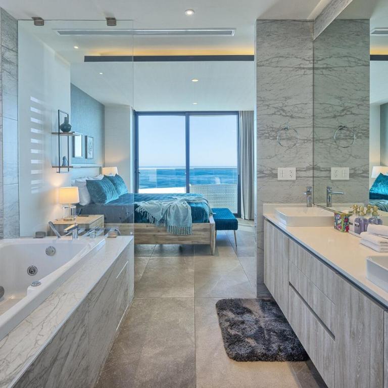 LUXURY NEW OCEANFRONT CONDO 5BR Sleeps 12 - Apartamento - 31
