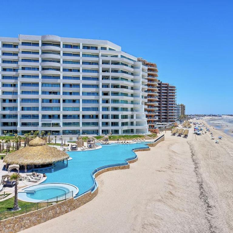 LUXURY NEW OCEANFRONT CONDO 5BR Sleeps 12 - Apartamento - 54