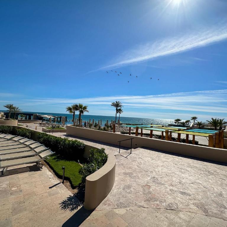 LUXURY NEW OCEANFRONT CONDO 5BR Sleeps 12 - Apartamento - 74