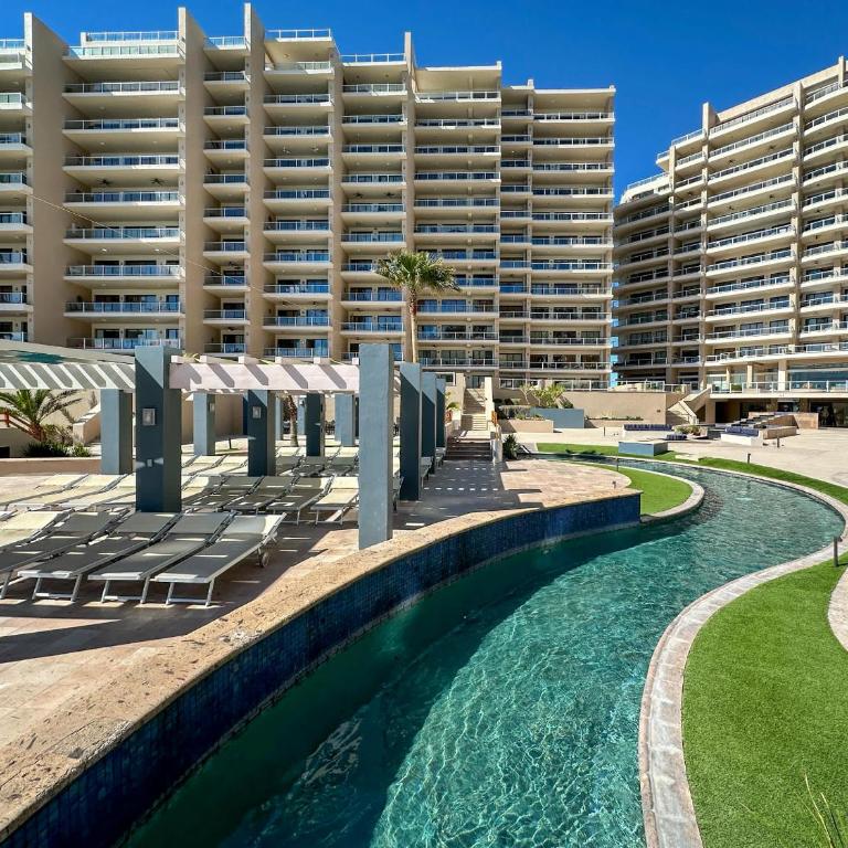 LUXURY NEW OCEANFRONT CONDO 5BR Sleeps 12 - Apartamento - 80