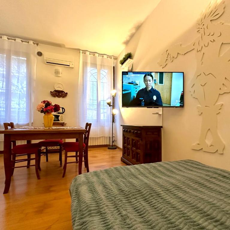 Venezia-Mestre Art Apartament Bros#4 - One-Bedroom Apartment - 8