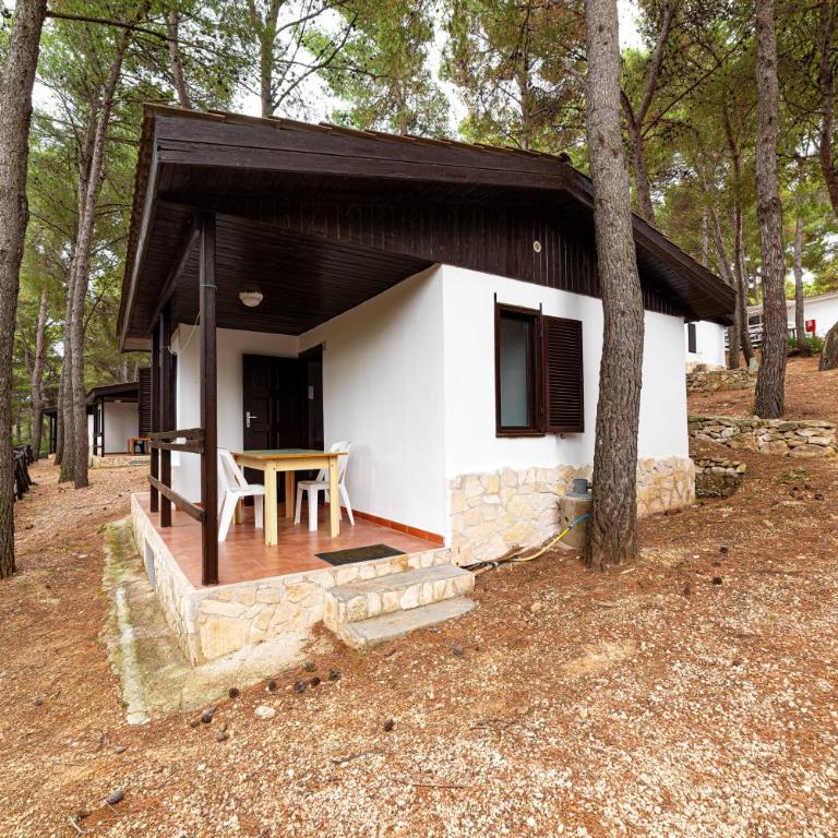 Villaggio Camping Punta Lunga - Bungalow Standard - 2