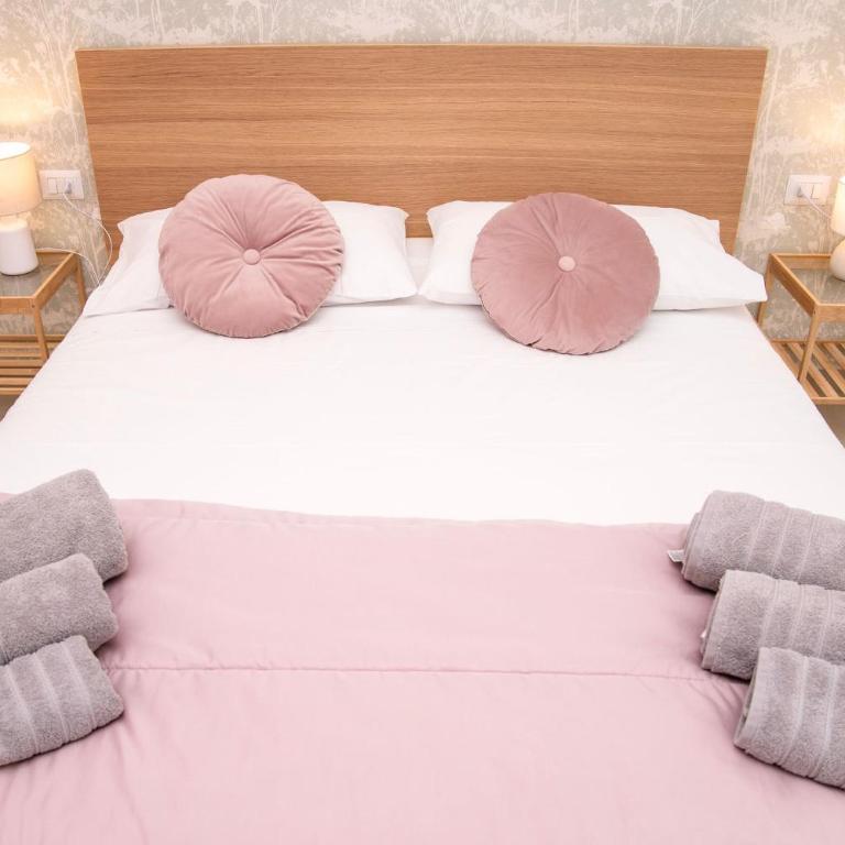 Domus Carmela - Double Room with Private Bathroom - 1