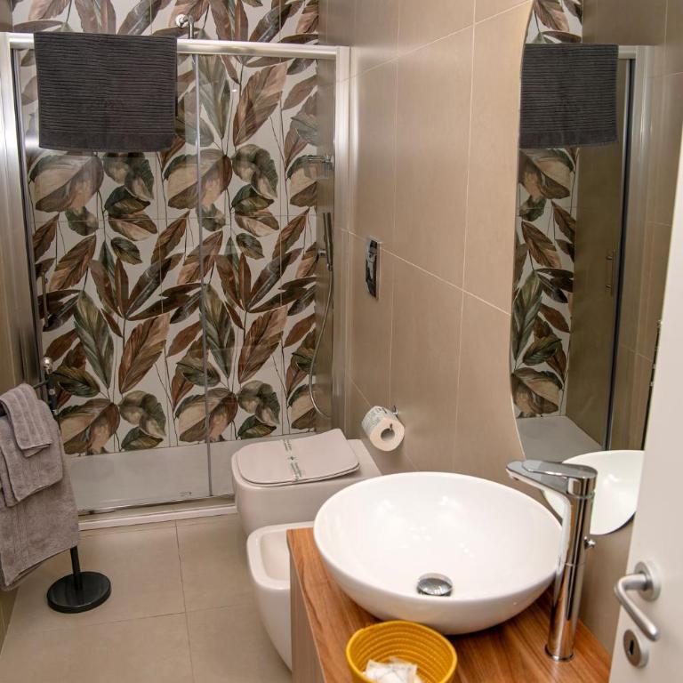 Domus Carmela - Double Room with Private Bathroom - 9