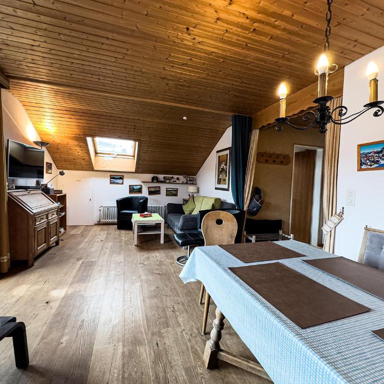 FEWO Hochgratblick - mit Oberstaufen Plus - Apartment mit Blick auf die Berge - 3
