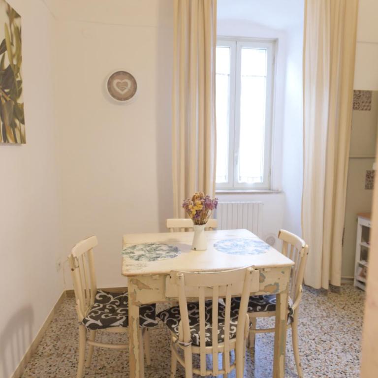 Cittadella28 Like at Home - Camera Tripla con Bagno Privato - 28