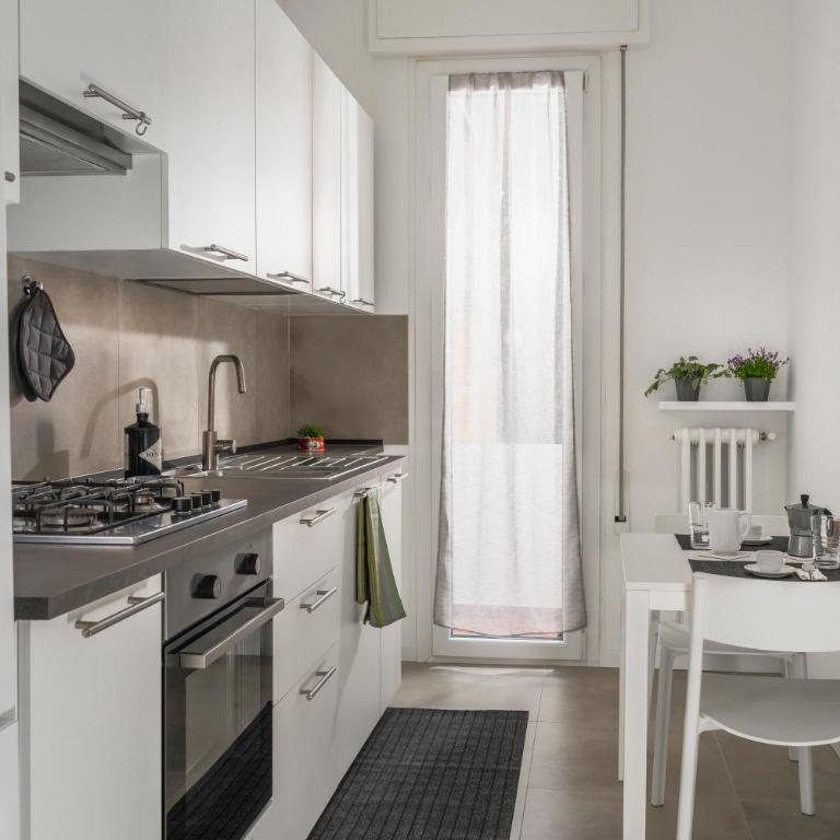 Appartamento Rimini centro Dolcevita Tiberio con garage - Appartamento con 2 Camere da Letto - 4