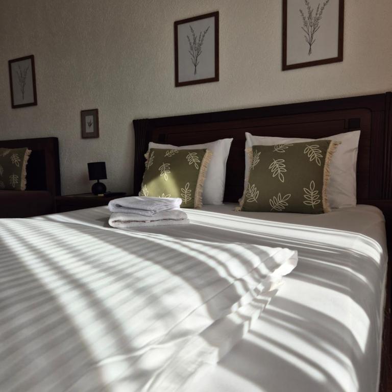 Sweet House Parlament - Three-Bedroom Apartment - 18