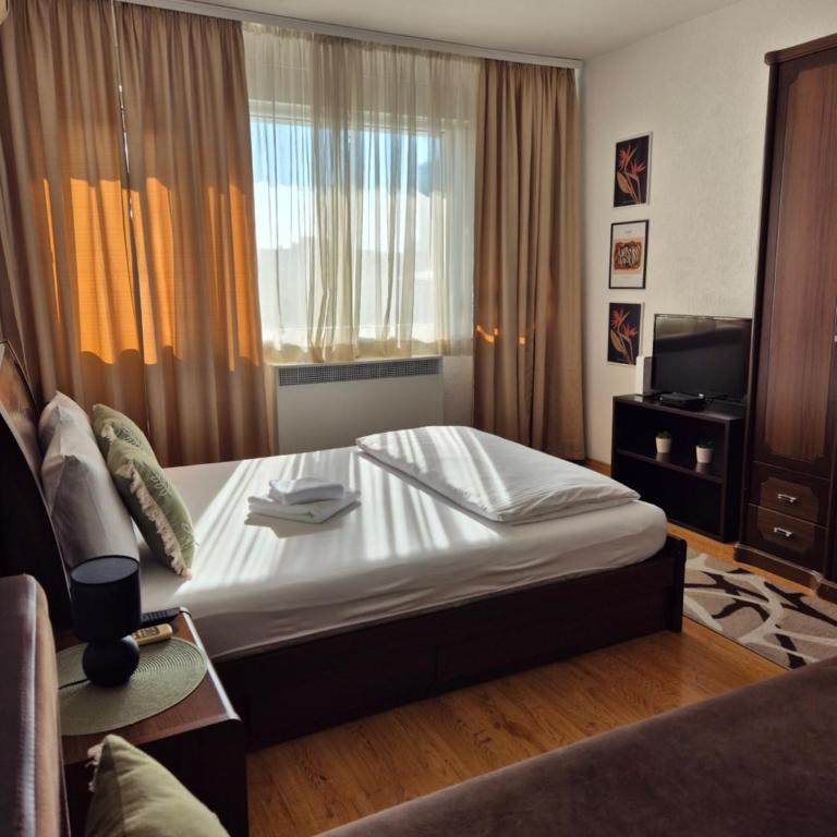 Sweet House Parlament - Three-Bedroom Apartment - 19