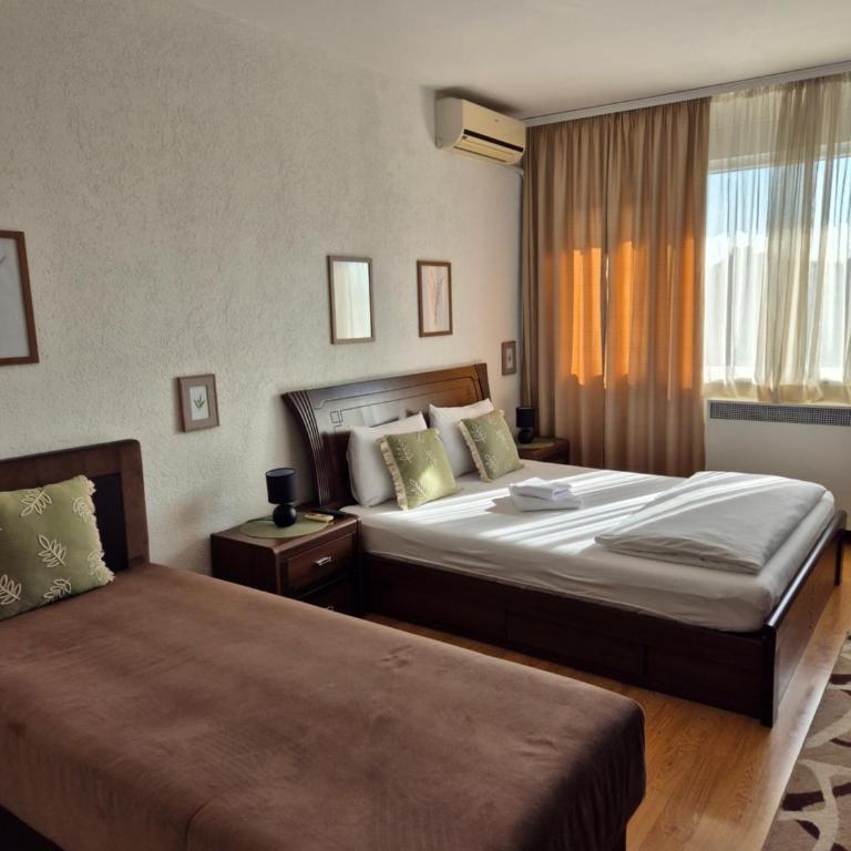 Sweet House Parlament - Three-Bedroom Apartment - 21