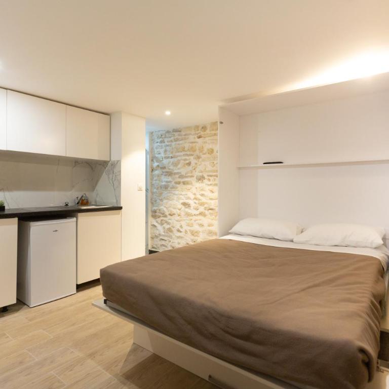 Hôtel Léonard de Vinci II - Studio Standard - 9