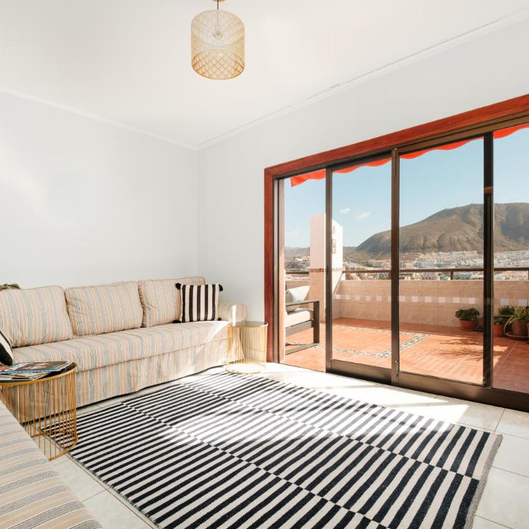 Las Vistas - The View - Sunrise - Apartamento de 2 dormitorios con terraza y vistas al mar - 2