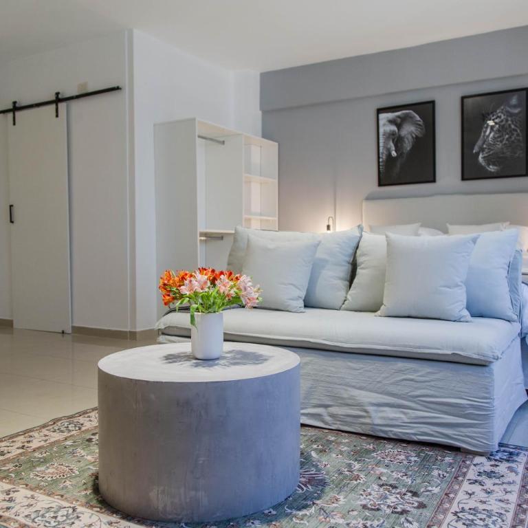 Silvane Modern Studio - One-Bedroom Apartment - 49