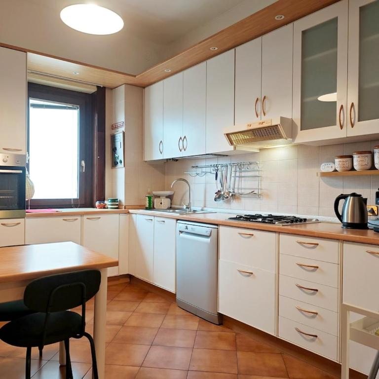 2D Lake View - Appartamento con 2 Camere da Letto - 13