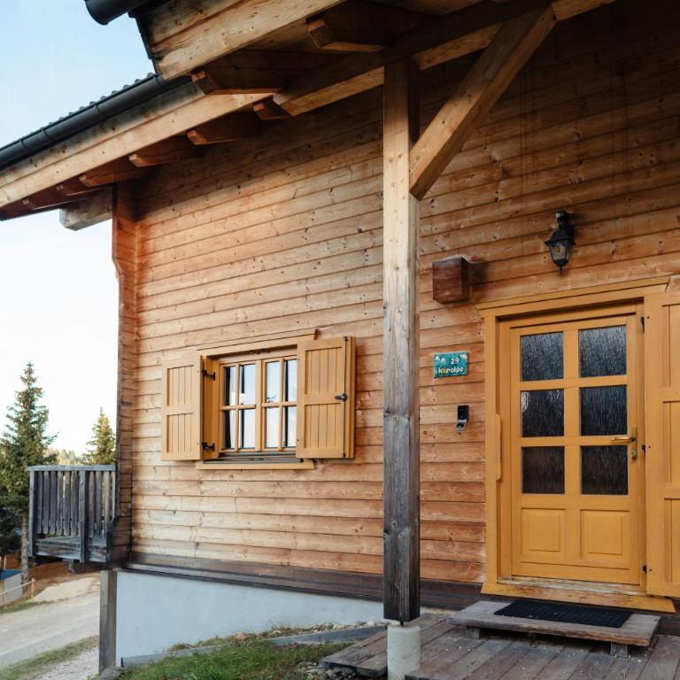 Feriendorf Koralpe Chalet Alpenglück - Chalet mit 3 Schlafzimmern - 3