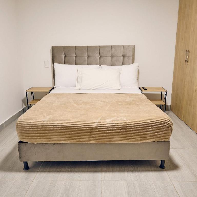 Apartahotel Castellana - Apartamento Estudio - 9