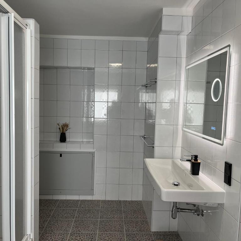 Bergblick Appartements - Superior Apartment mit 1 Schlafzimmer und Balkon - 4