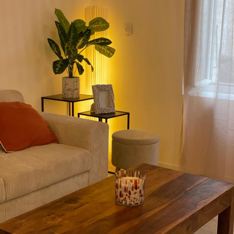 Jolie maison en centre ville avec climatisation grand lit double - Maison 2 Chambres - 7